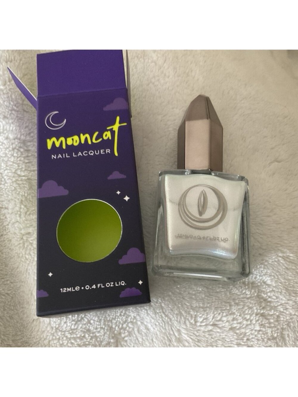 Mooncat Pearl Clutcher Nail Lacquer New Vegan 10-Free Incredibly Long Lasting